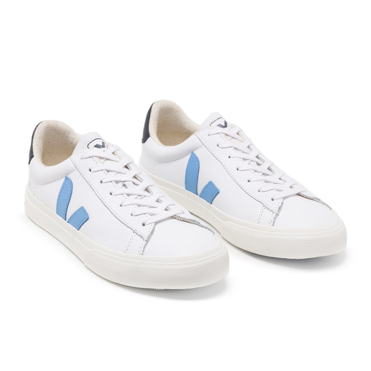 Compre 1 Leve 2 Pares Campo Suede Natural White e Campo White Steel Black