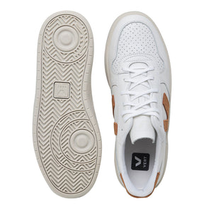 TÊNIS VERT V-10 COURO EXTRA WHITE CAMEL