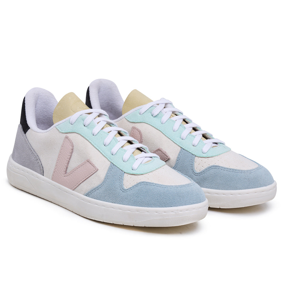 Compre 1 Leve 2 Pares V-10 Suede Multico Natural e V-10 White Babe