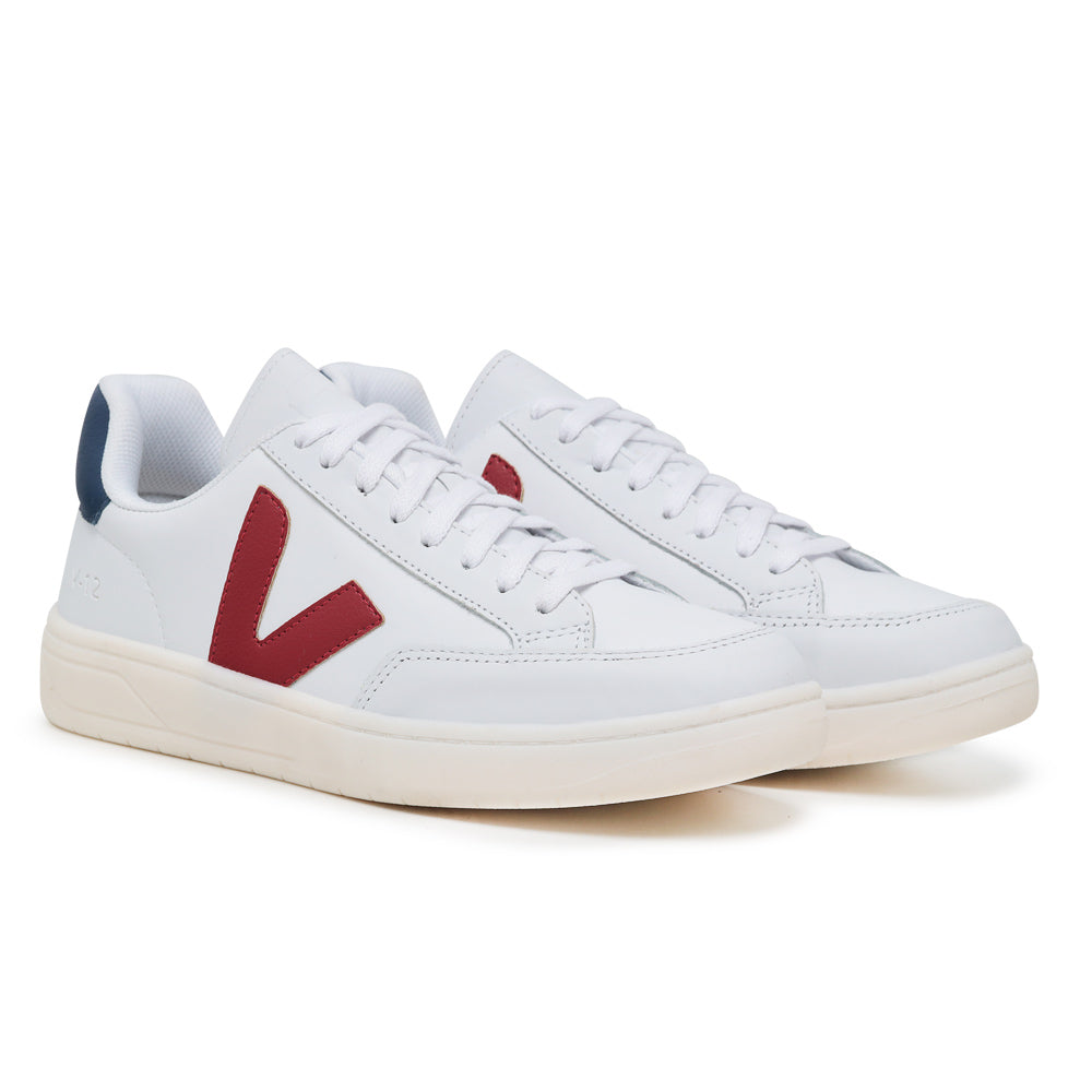 Compre 1 Leve 2 Pares V-12 White Marsala Náutico e V-12 Black White
